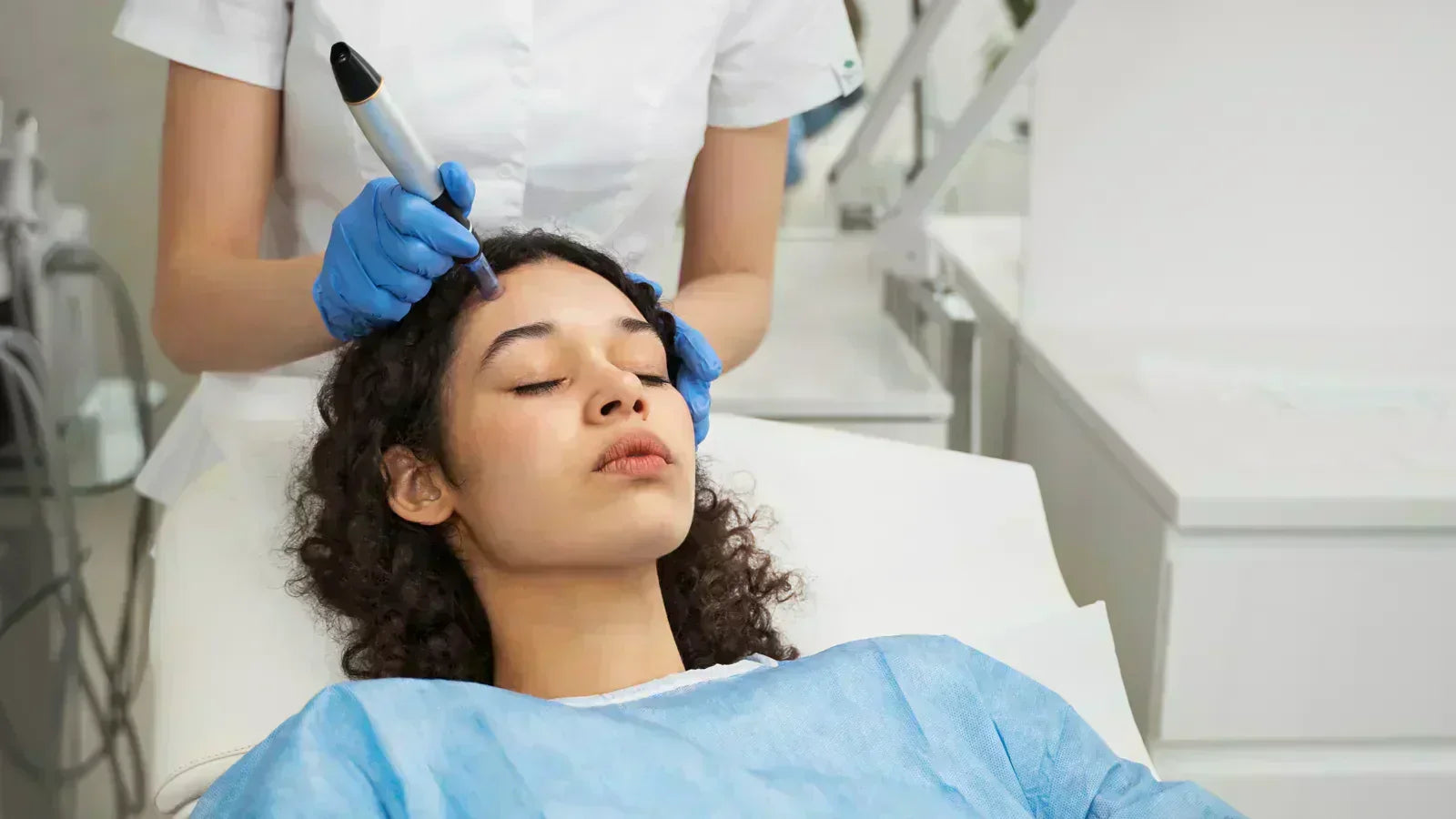 Microneedling for Hair Loss: A Comprehensive Guide